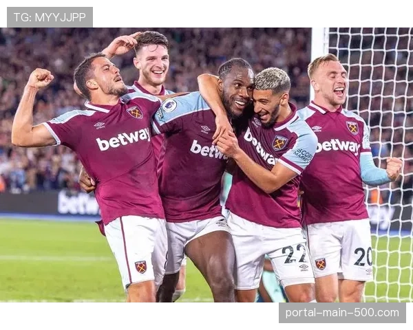 西汉姆联客场挑战伯恩利，戴彻球队面临降级压力